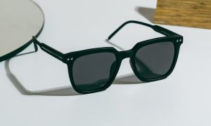 Newmew Square Black Sunglasses